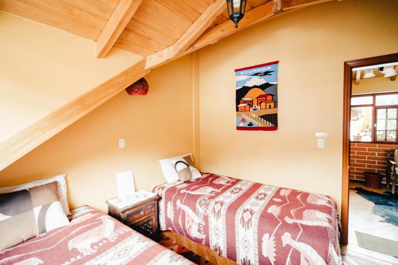 Casa De Luis Bed & Breakfast Otavalo Exterior photo